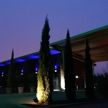 Hotel Bio-motel Saint-Vulbas